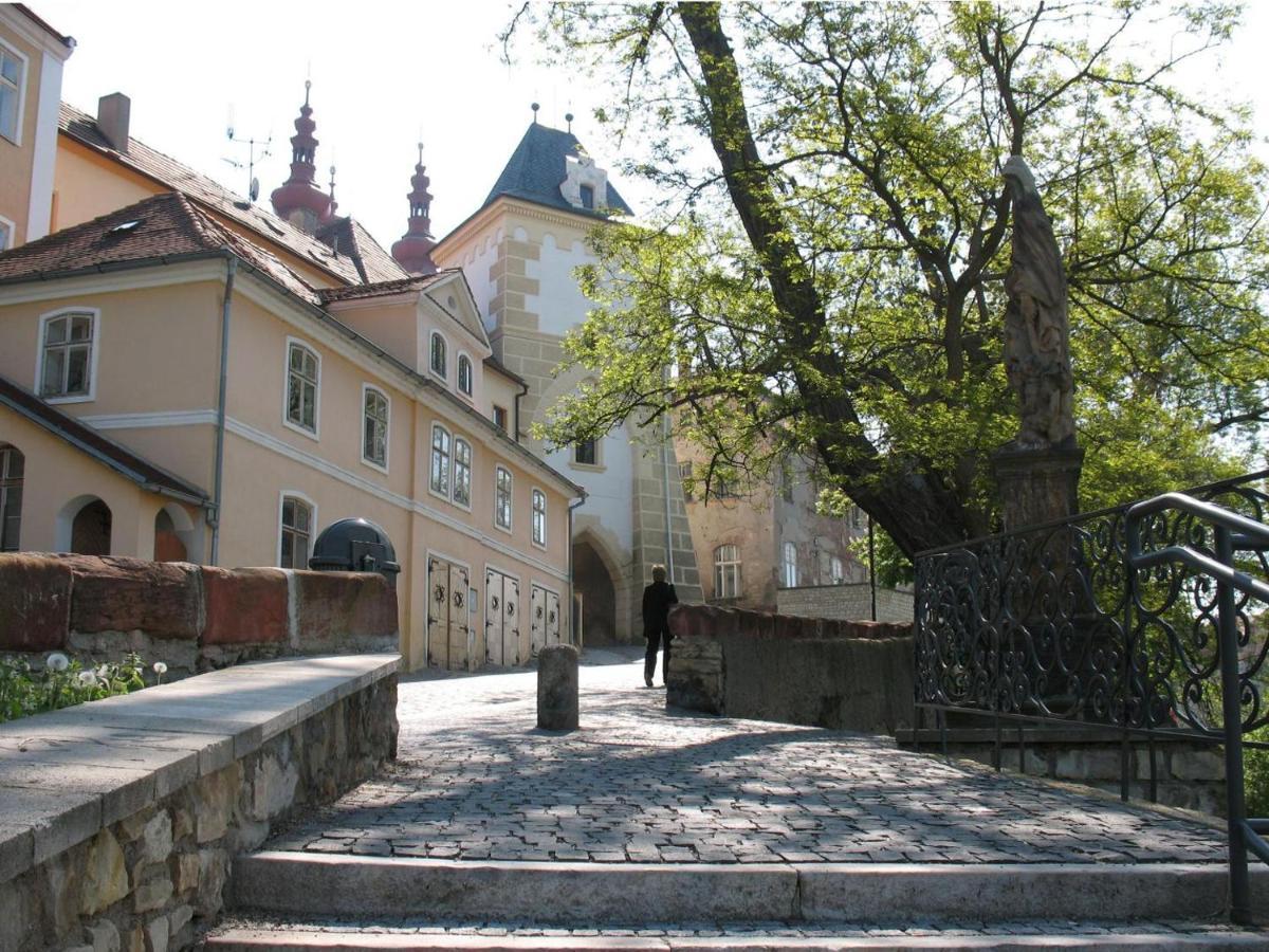 Apartmany Zatec Екстер'єр фото