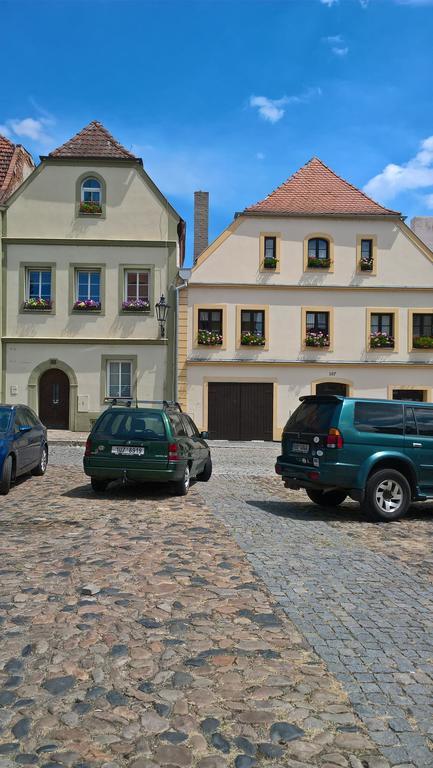 Apartmany Zatec Екстер'єр фото